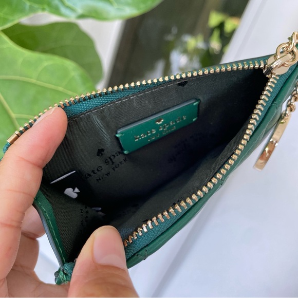 New KA598 Kate Spade Carey Small Card Holder - Picture 2 of 13